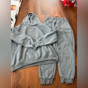 Silk & Salt sweats set L